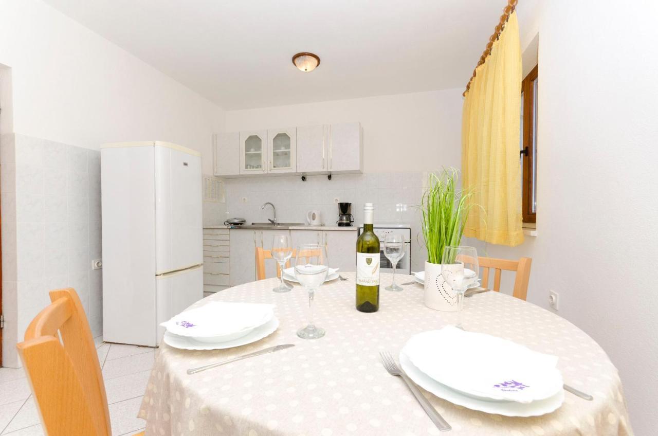 Apartments Silvana Supetar Dış mekan fotoğraf