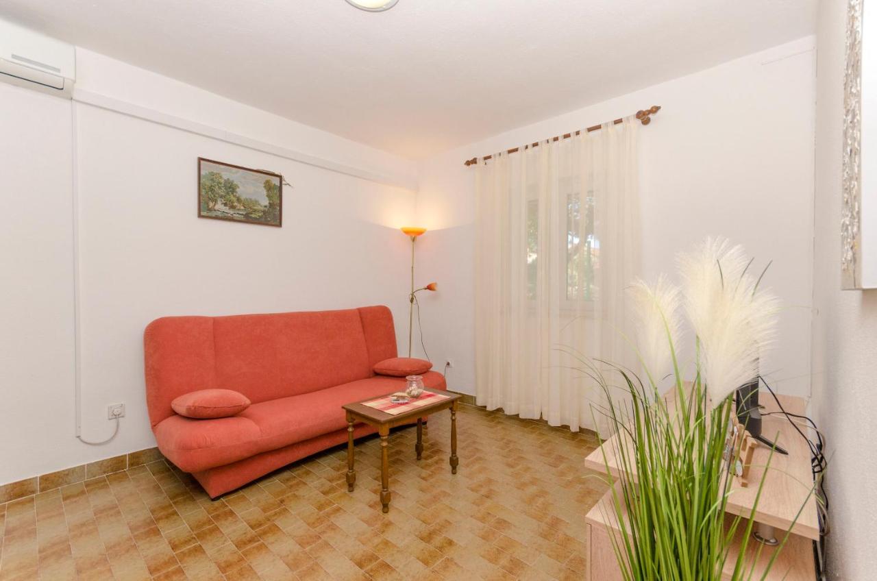 Apartments Silvana Supetar Dış mekan fotoğraf