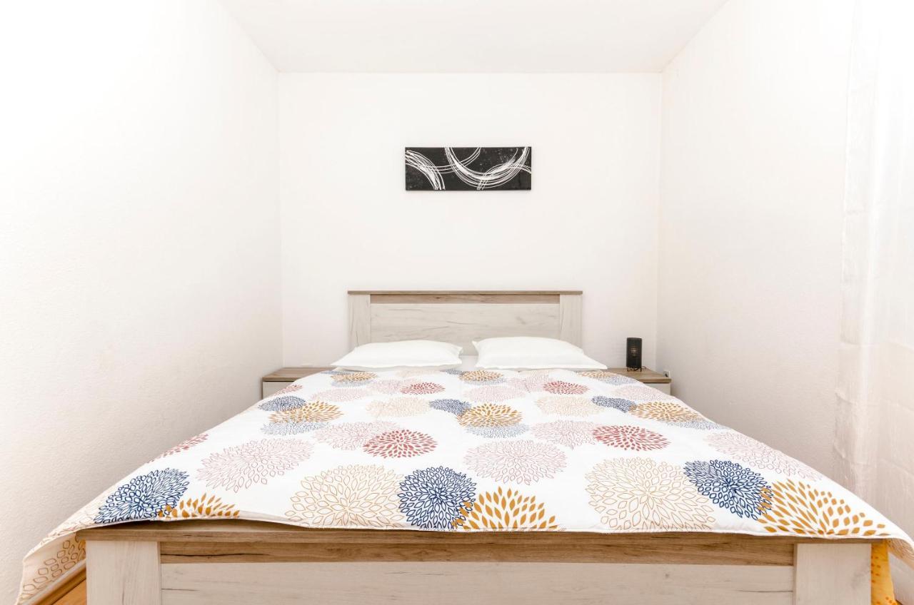 Apartments Silvana Supetar Dış mekan fotoğraf